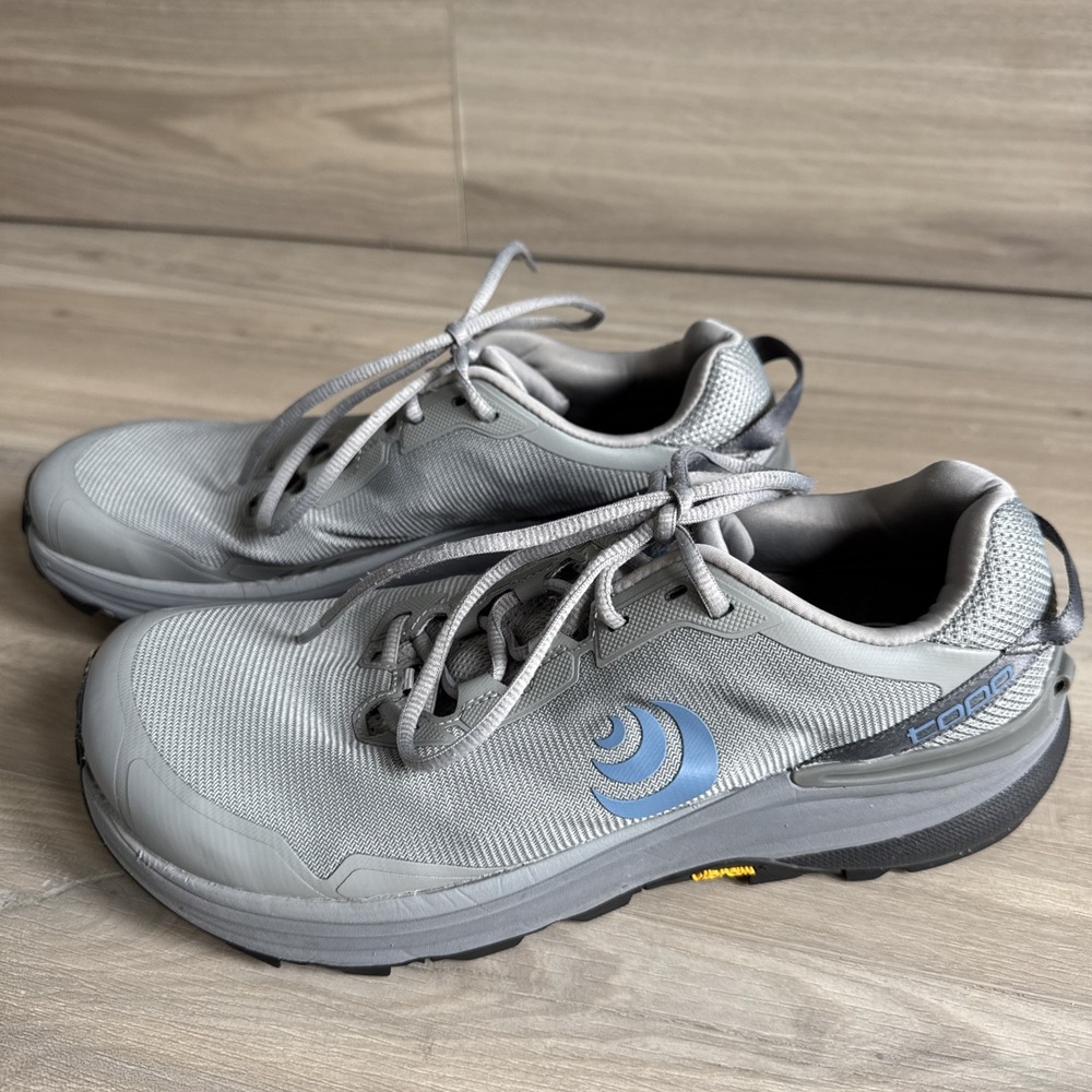 Topo Athletic Traverse Grey Blue Trail Hiking Shoes Womens Size 9